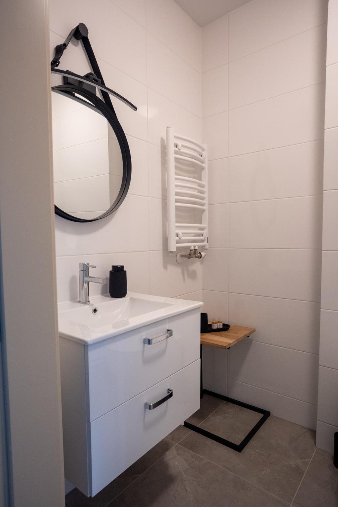 Apartamenty Drevny Kocur Poznan Exterior photo
